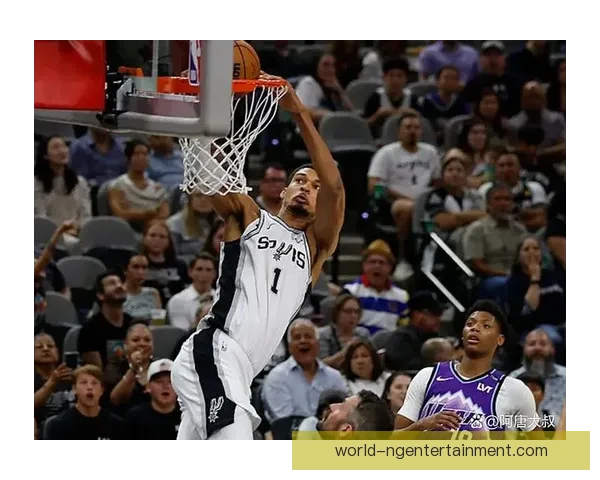 NBA焦点战再掀高潮巨星对决引爆季后赛格局赛季走向悬念升级