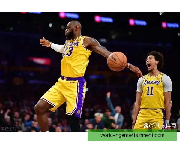 詹姆斯复出砍三双湖人力克勇士重返西部前八关键战展现王者风范