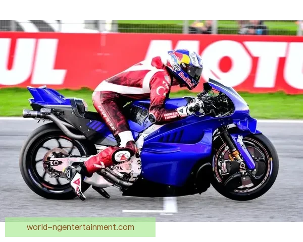 MotoGP赛场风云再起顶级车手激烈争锋新赛季冠军悬念全面升级