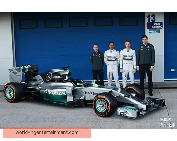 梅赛德斯全新战车亮相F1赛季前瞻各车队实力对比揭秘